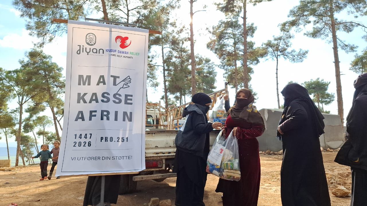 kurdish-group1 (18).jpeg